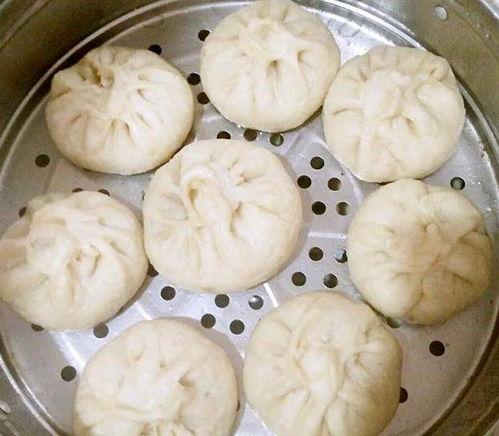 阿瓜包子怎么吃视频教学,轻松学会美味包子的制作方法