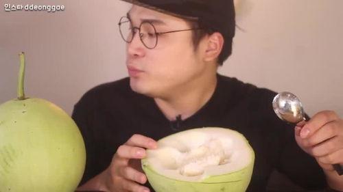 口播吃瓜短视频在线观看,在线观看，轻松了解娱乐圈最新动态